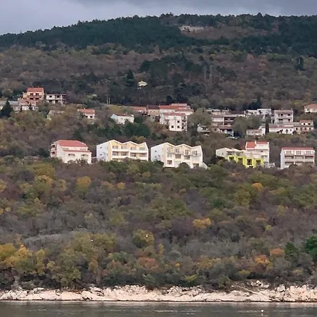 Mia Turudic Apartment Dramalj