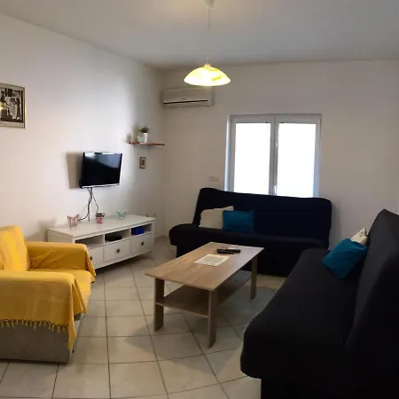 Mia Turudic Apartment Dramalj
